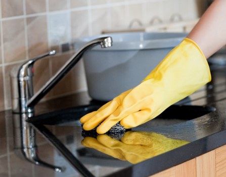 Benefits of expert hard floor cleaning for homes and businesses